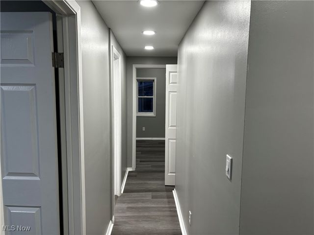 11824 Geraldine Avenue, Cleveland, OH 44111