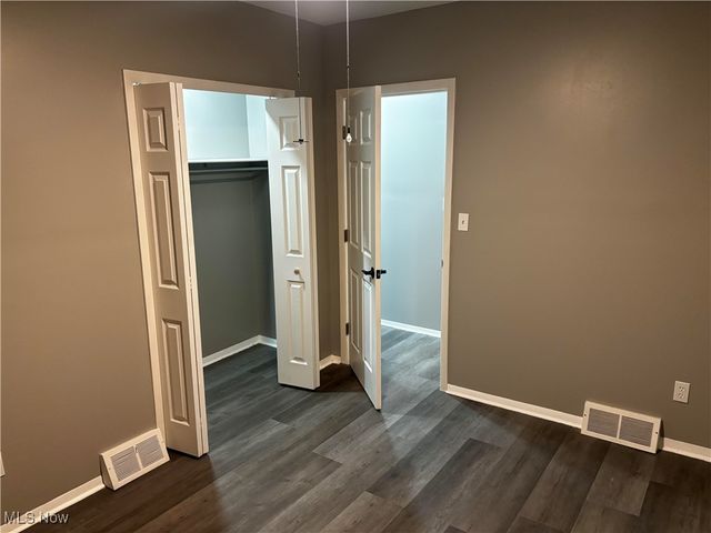 11824 Geraldine Avenue, Cleveland, OH 44111