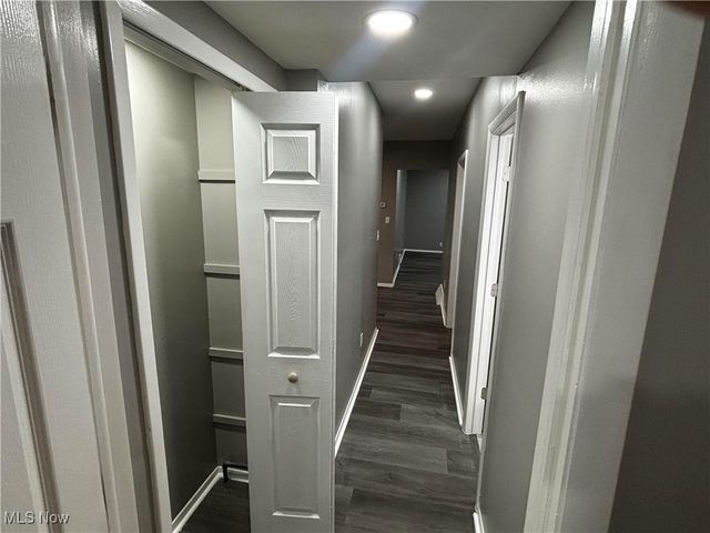 11824 Geraldine Avenue, Cleveland, OH 44111