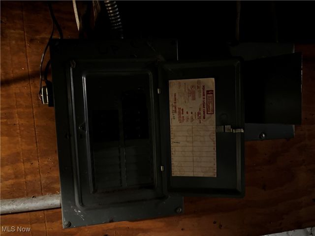 11824 Geraldine Avenue, Cleveland, OH 44111