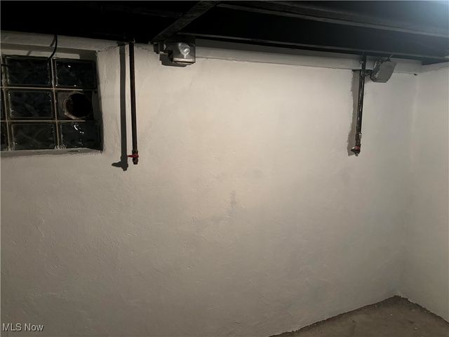 11824 Geraldine Avenue, Cleveland, OH 44111