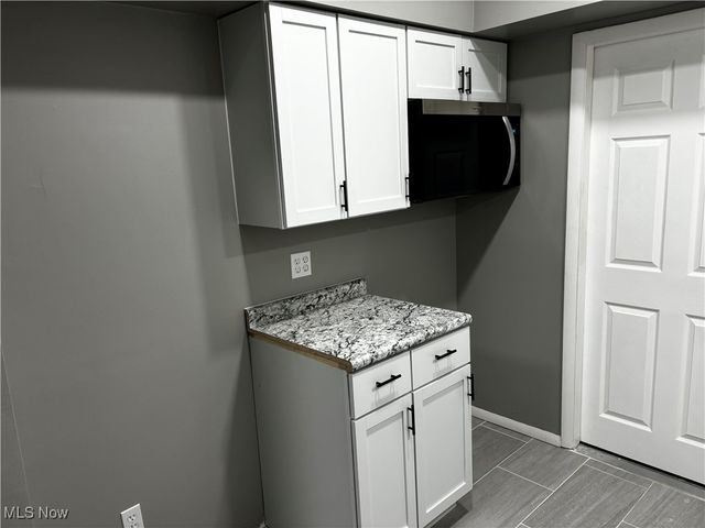 11824 Geraldine Avenue, Cleveland, OH 44111