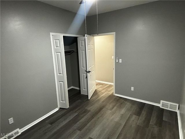 11824 Geraldine Avenue, Cleveland, OH 44111