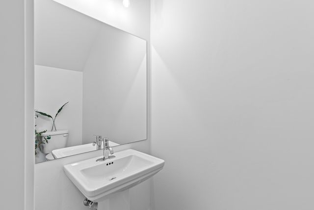 107 Golf View Drive, Eagle Point, OR 97524