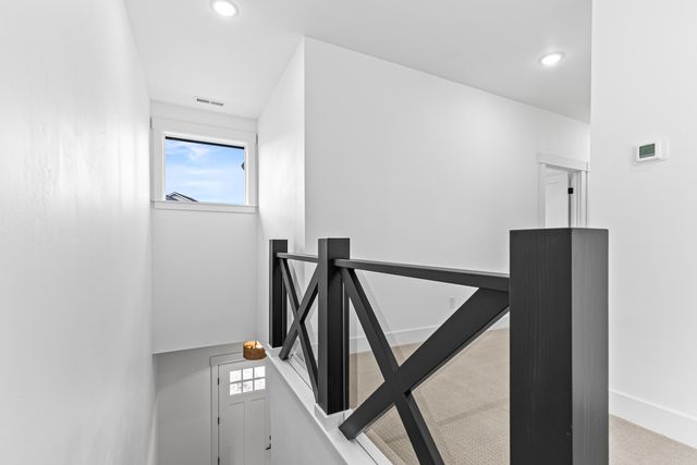 107 Golf View Drive, Eagle Point, OR 97524