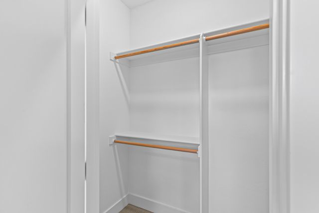 107 Golf View Drive, Eagle Point, OR 97524