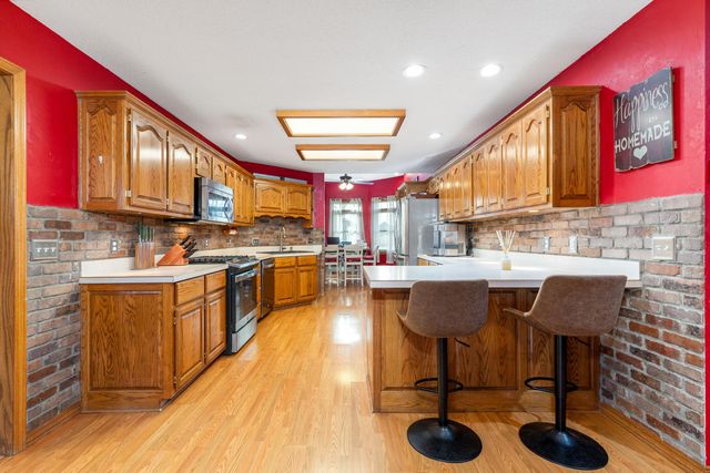 1039 Hillside Road, Grove, OK 74344