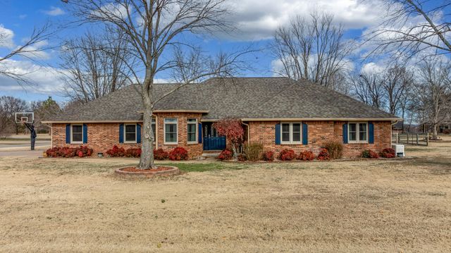 1039 Hillside Road, Grove, OK 74344