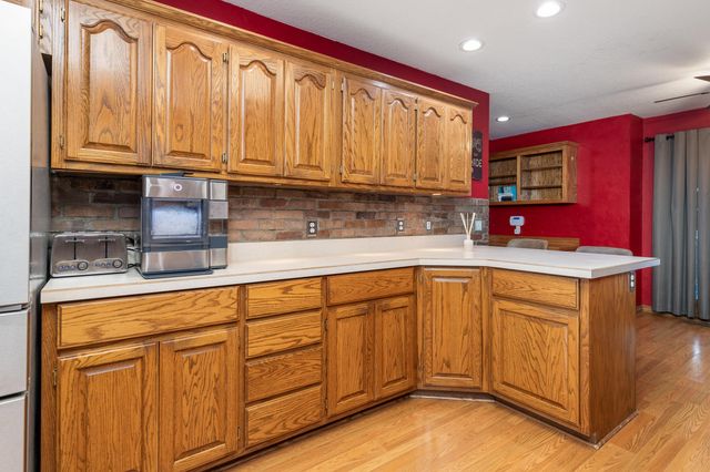 1039 Hillside Road, Grove, OK 74344