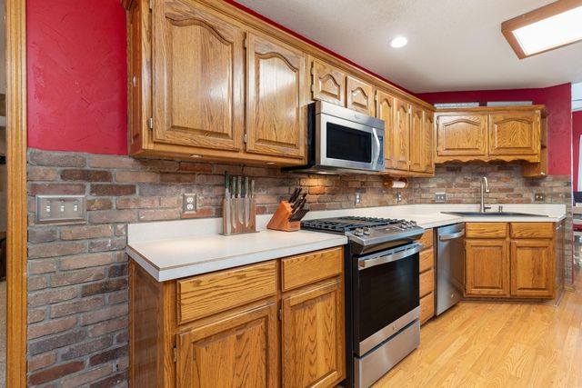 1039 Hillside Road, Grove, OK 74344