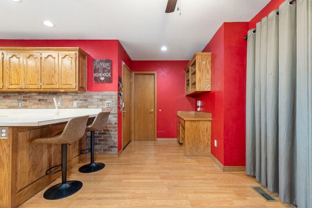 1039 Hillside Road, Grove, OK 74344