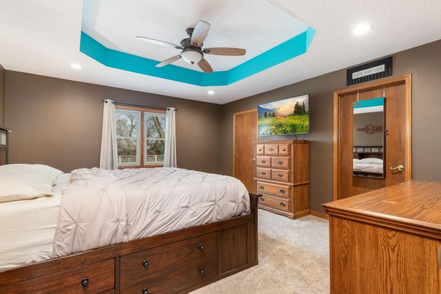 1039 Hillside Road, Grove, OK 74344