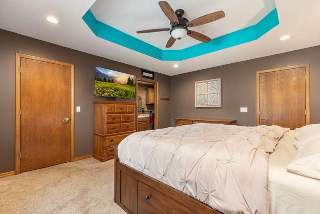 1039 Hillside Road, Grove, OK 74344