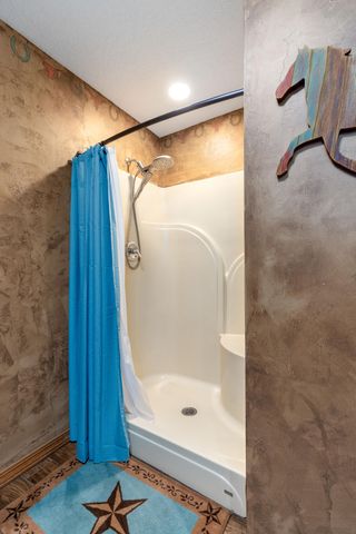 1039 Hillside Road, Grove, OK 74344