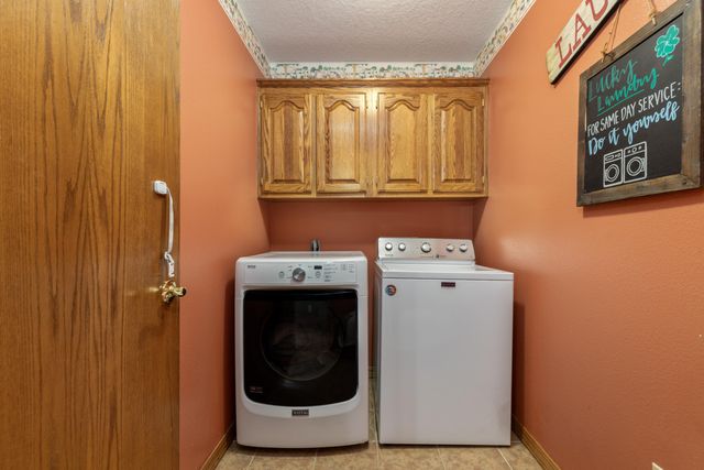 1039 Hillside Road, Grove, OK 74344