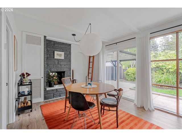 5516 Se STEELE St, Portland, OR 97206