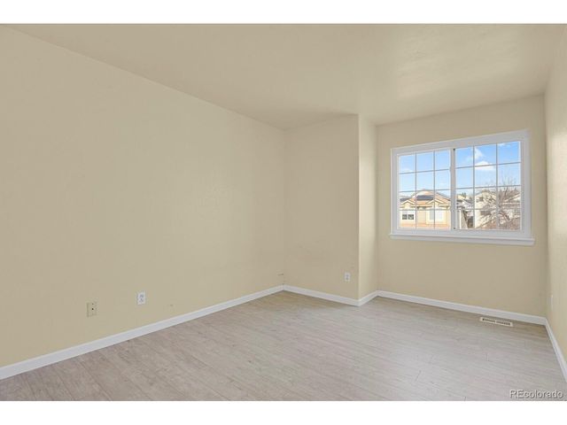 2585 S Truckee Way, Aurora, CO 80013