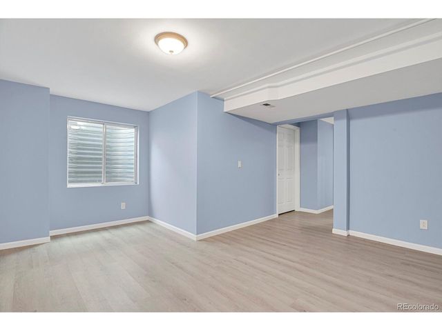 2585 S Truckee Way, Aurora, CO 80013