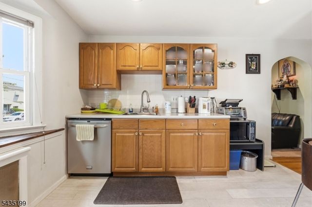 73 Charles St, Belleville Twp., NJ 07109