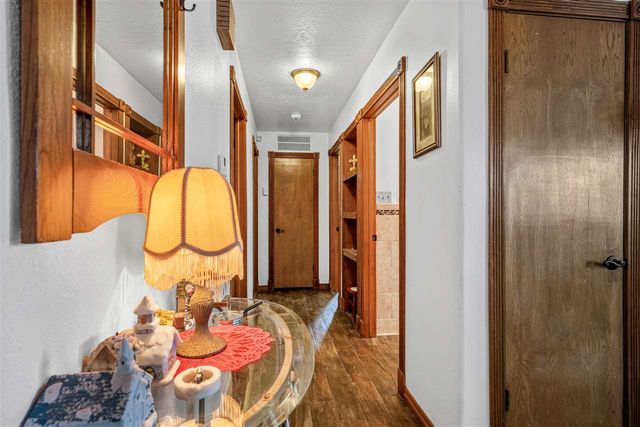 39 NE McCracken Road, Elgin, OK 73538