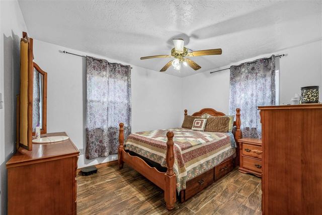 39 NE McCracken Road, Elgin, OK 73538