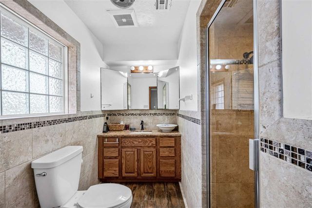 39 NE McCracken Road, Elgin, OK 73538