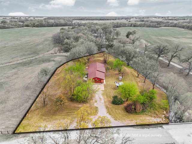 39 NE McCracken Road, Elgin, OK 73538
