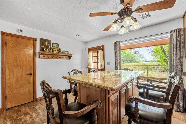 39 NE McCracken Road, Elgin, OK 73538