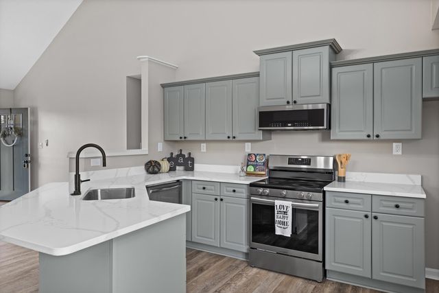 182 FULCHER DR, Atoka, TN 38053