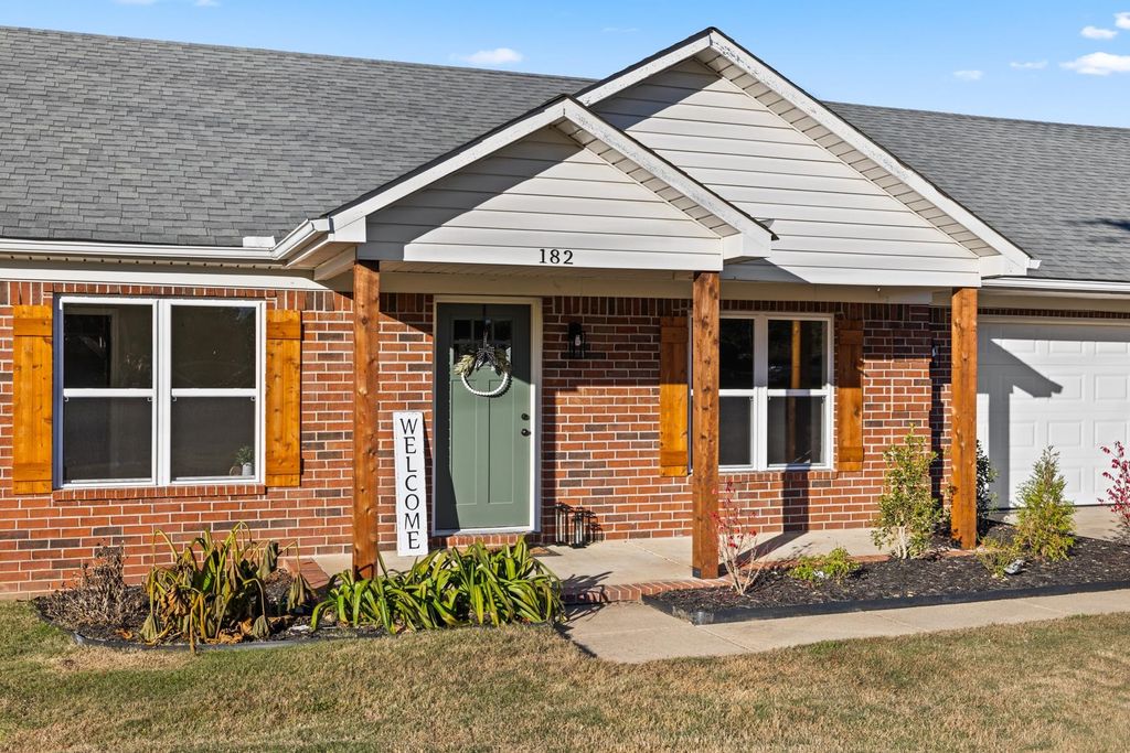 182 FULCHER DR, Atoka, TN 38053