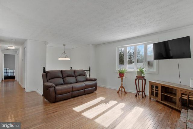 12802 LODE ST, Bowie, MD 20720