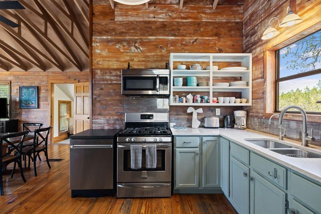 8101 FM 3237, Driftwood, TX 78619