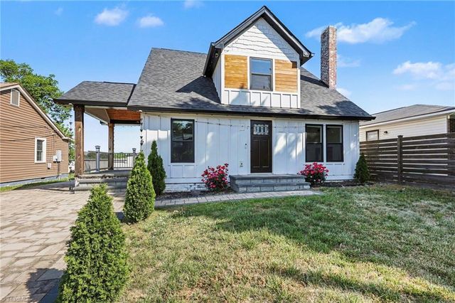 6 E Sunrise Avenue, Thomasville, NC 27360