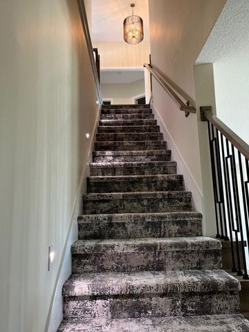 932 Lake Viking Terrace, Gallatin, MO 64640