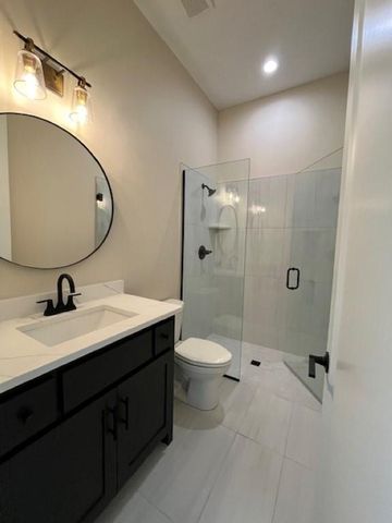 932 Lake Viking Terrace, Gallatin, MO 64640