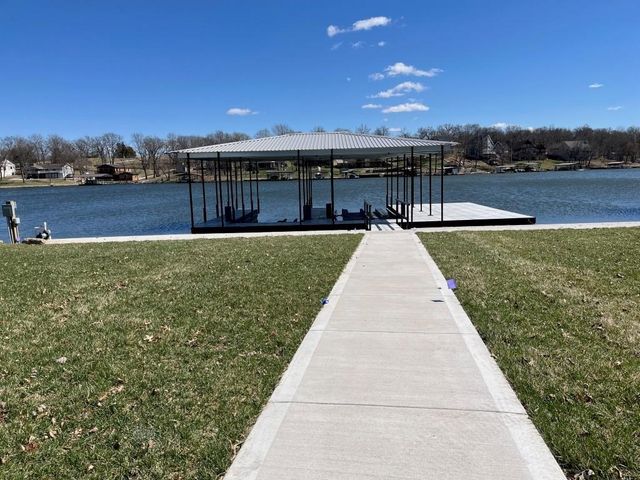 932 Lake Viking Terrace, Gallatin, MO 64640