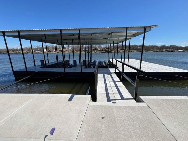 932 Lake Viking Terrace, Gallatin, MO 64640