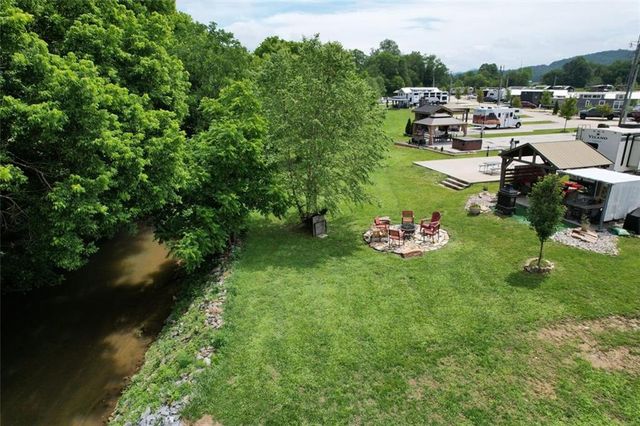 113 Mountain Meadows Drive, Morganton, GA 30560