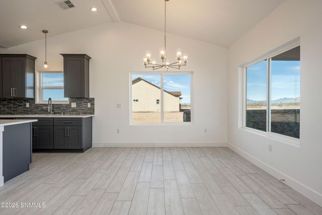 6534 Swan Street, Las Cruces, NM 88012