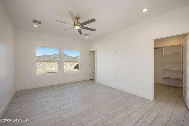6534 Swan Street, Las Cruces, NM 88012