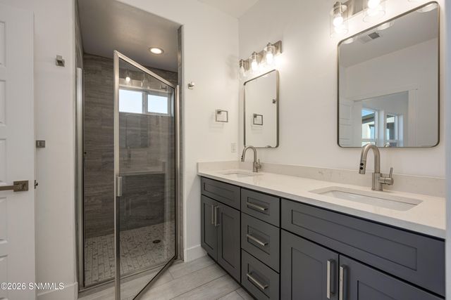 6534 Swan Street, Las Cruces, NM 88012