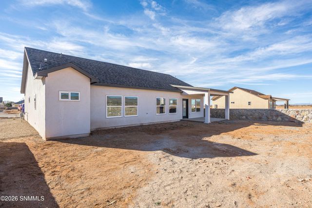 6534 Swan Street, Las Cruces, NM 88012