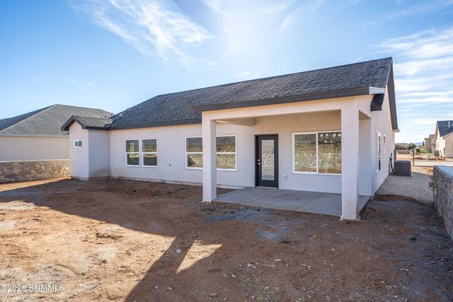 6534 Swan Street, Las Cruces, NM 88012