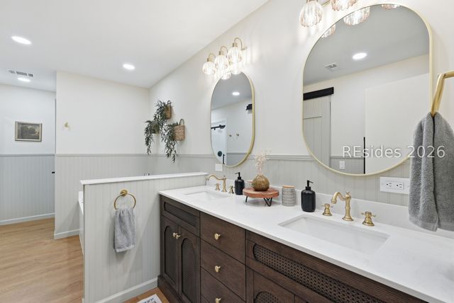 662 Old House Rd, Ridgeland, SC 29936