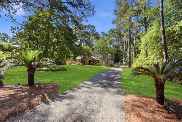 662 Old House Rd, Ridgeland, SC 29936