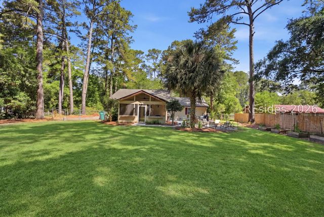662 Old House Rd, Ridgeland, SC 29936