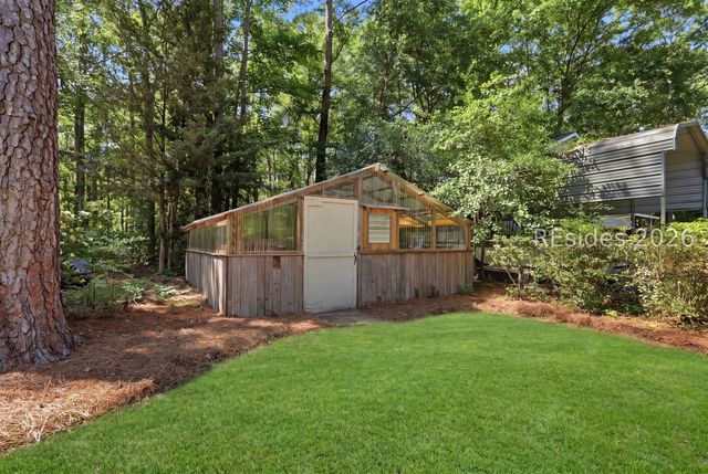 662 Old House Rd, Ridgeland, SC 29936
