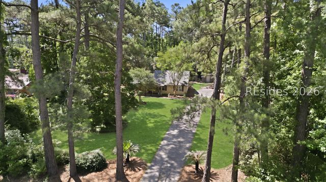 662 Old House Rd, Ridgeland, SC 29936
