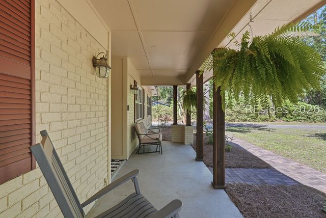 662 Old House Rd, Ridgeland, SC 29936