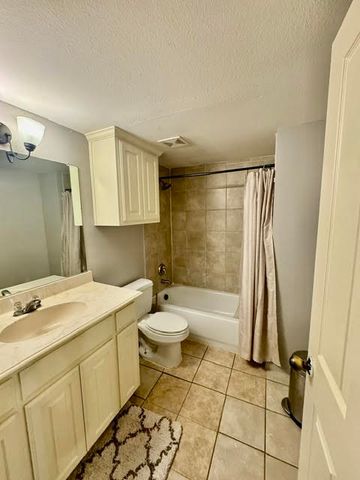 9619 Santa Monica Drive, Fort Worth, TX 76116